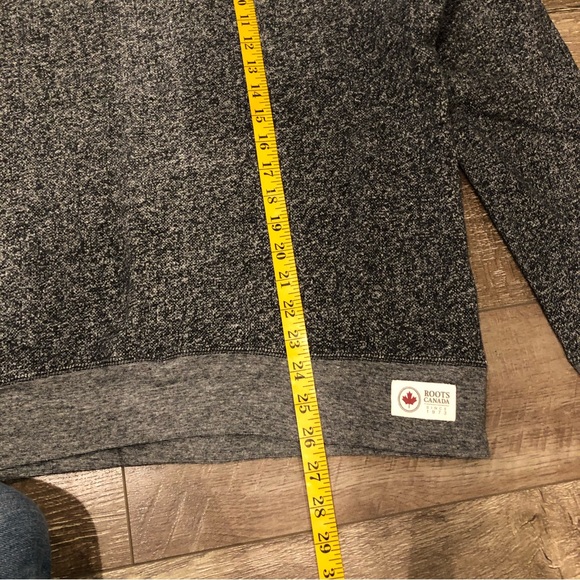 Vintage Roots Canada Sweatshirt - Picture 8 of 12